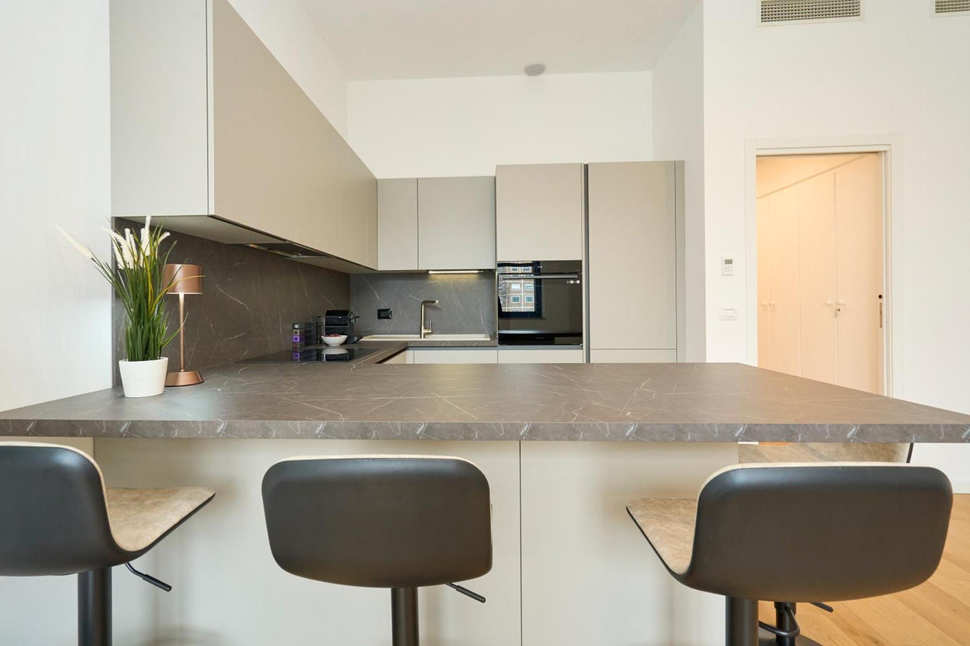 Luxury Design - 20 Minutes From Duomo-navigli Apartment Mailand